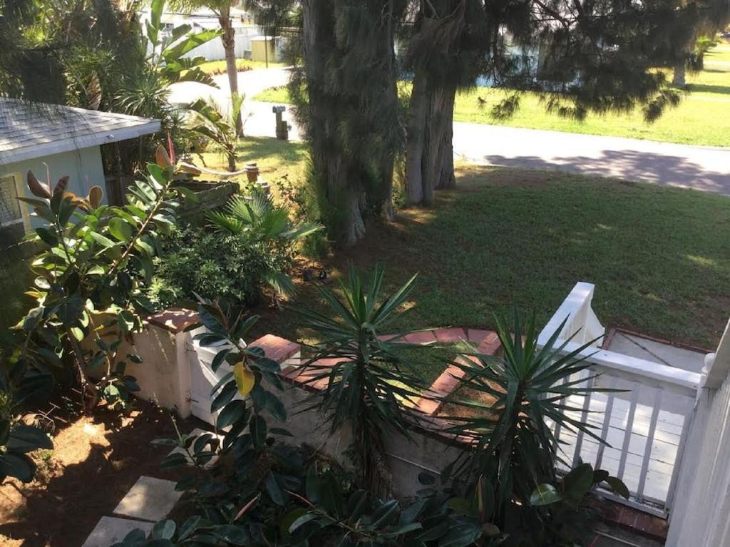 קלירווטר ביץ' Spacious Beach House Unit,Beautifully Furnished 2 Bed 2Bath./2Min.Walk To Beach מראה חיצוני תמונה